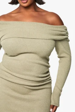 Plus Robe Moulante Asymétrique à Fronces et Tissu Côtelé Doux