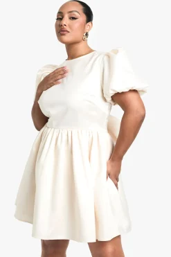 Plus Robe Skater en Taffetas à Dos avec Nœud et Manches Bouffantes