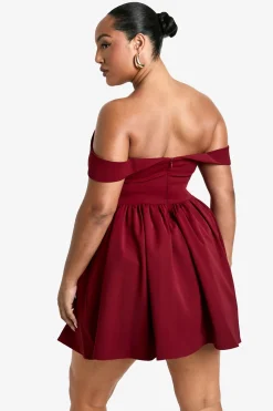 Plus Robe Skater Plissée Grande Taille à Épaules Dévoilées