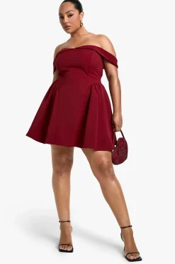 Plus Robe Skater Plissée Grande Taille à Épaules Dévoilées