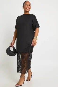 boohoo plus robe t-shirt midaxi grande taille avec détails en dentelle<Femme Satin Et Dentelle|Robes T-Shirt