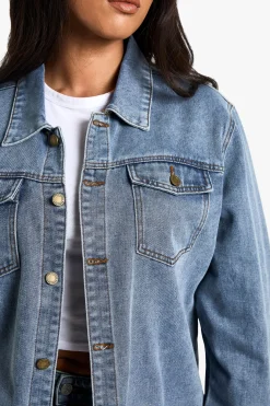 Plus Shacket en denim grande taille