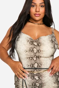 boohoo Plus Robe Maxi Cowl en Chiffon<Femme Robes|Robes De Soirée