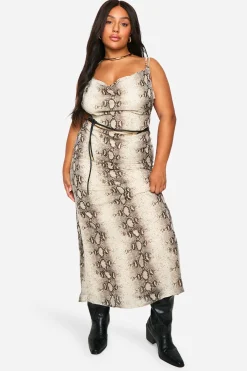 boohoo Plus Robe Maxi Cowl en Chiffon<Femme Robes|Robes De Soirée