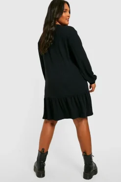 boohoo Plus Soft Rib Ruffle Hem Smock Dress<Femme Robes Courtes|Robes À Manches Longues
