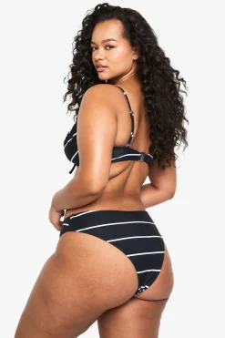 Plus Swimwear Essentials Haut de bikini rayé à armatures