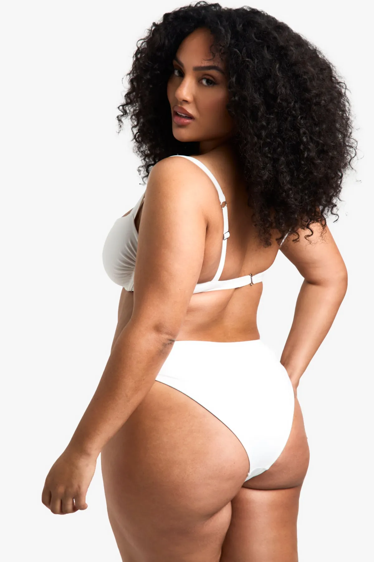 boohoo Plus Swimwear Essentials Haut de Bikini Balconette<Femme Maillots De Bain|Tenues De Plage