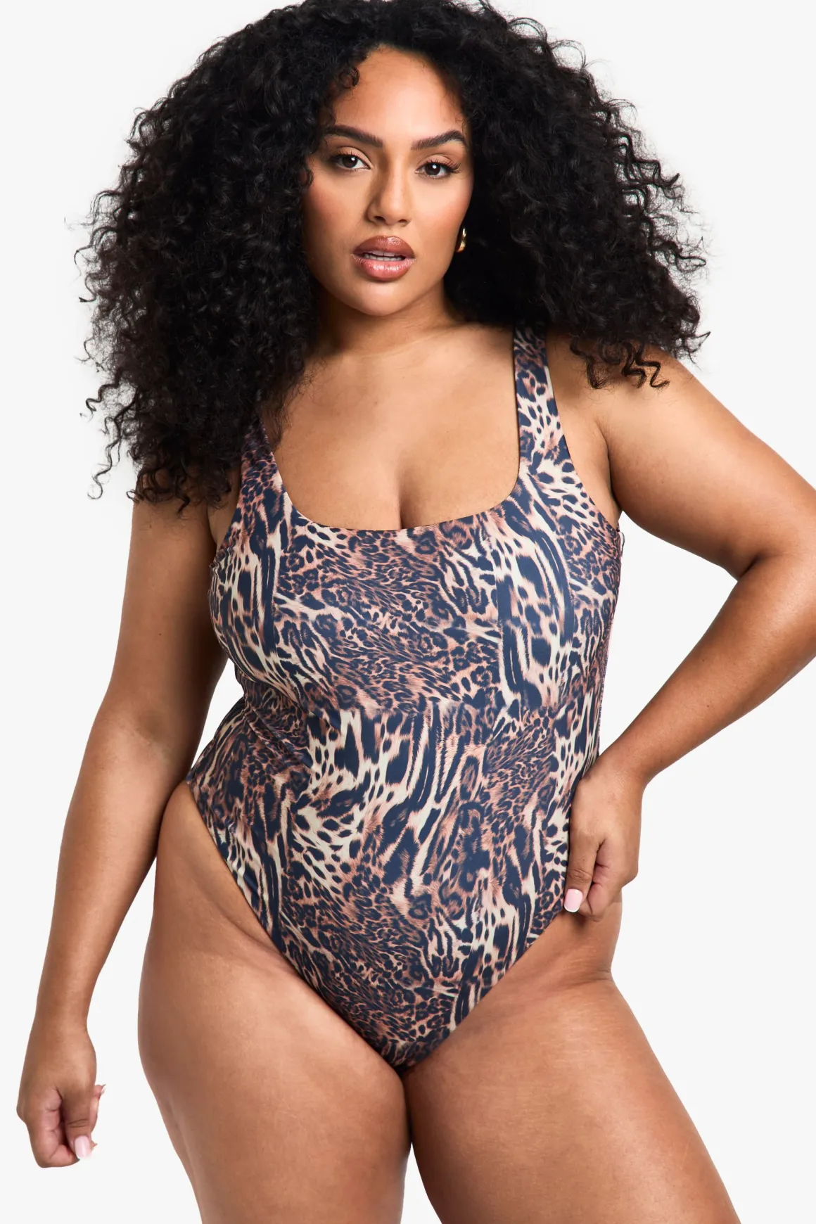 Plus Swimwear Essentials Maillot de bain Léopard à encolure dégagée