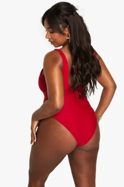 boohoo Plus Swimwear Essentials Scoop Maillot une-pièce<Femme Maillots De Bain|Tenues De Plage