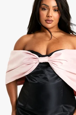 Plus Taffeta Bandeau Extreme Bow Shift Dress