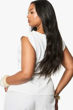 PLUS TOP ASYMETRIQUE EN TAILLE PLUS À L'AVANT À ENCOLURE CACHE-COU