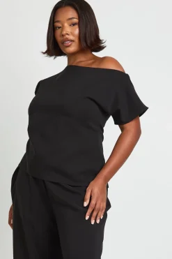 boohoo Plus Top asymétrique à épaules dénudées et pantalon à jambes larges à taille plissée<Femme Ensembles