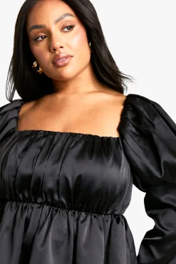Plus Top en satin à manches bouffantes