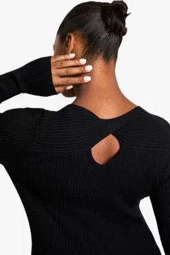 boohoo Plus Twist Back Detail Rib Knit Top<Femme Pulls Et Gilets|Toutes Les Mailles