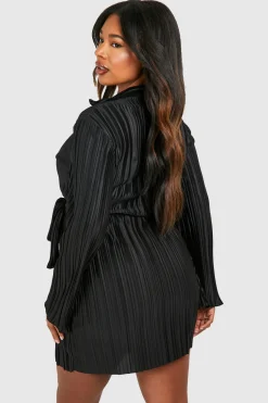 boohoo Plus Wide Robe chemise enveloppante à plis<Femme Robes À Manches Longues|Robes