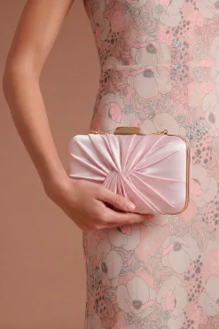 Pochette Torsadée En Satin Beaut