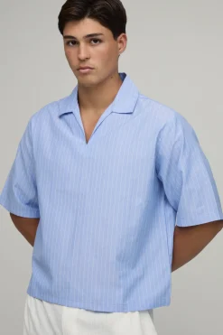 boohooMAN Polo Ample Oversize À Rayures Popeline Et Col En V<Homme Polos