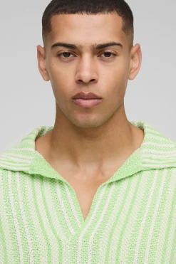 boohooMAN Polo en maille tricotée, coupe ample et carrée, col en V, rayures texturées<Homme Polos|Maille