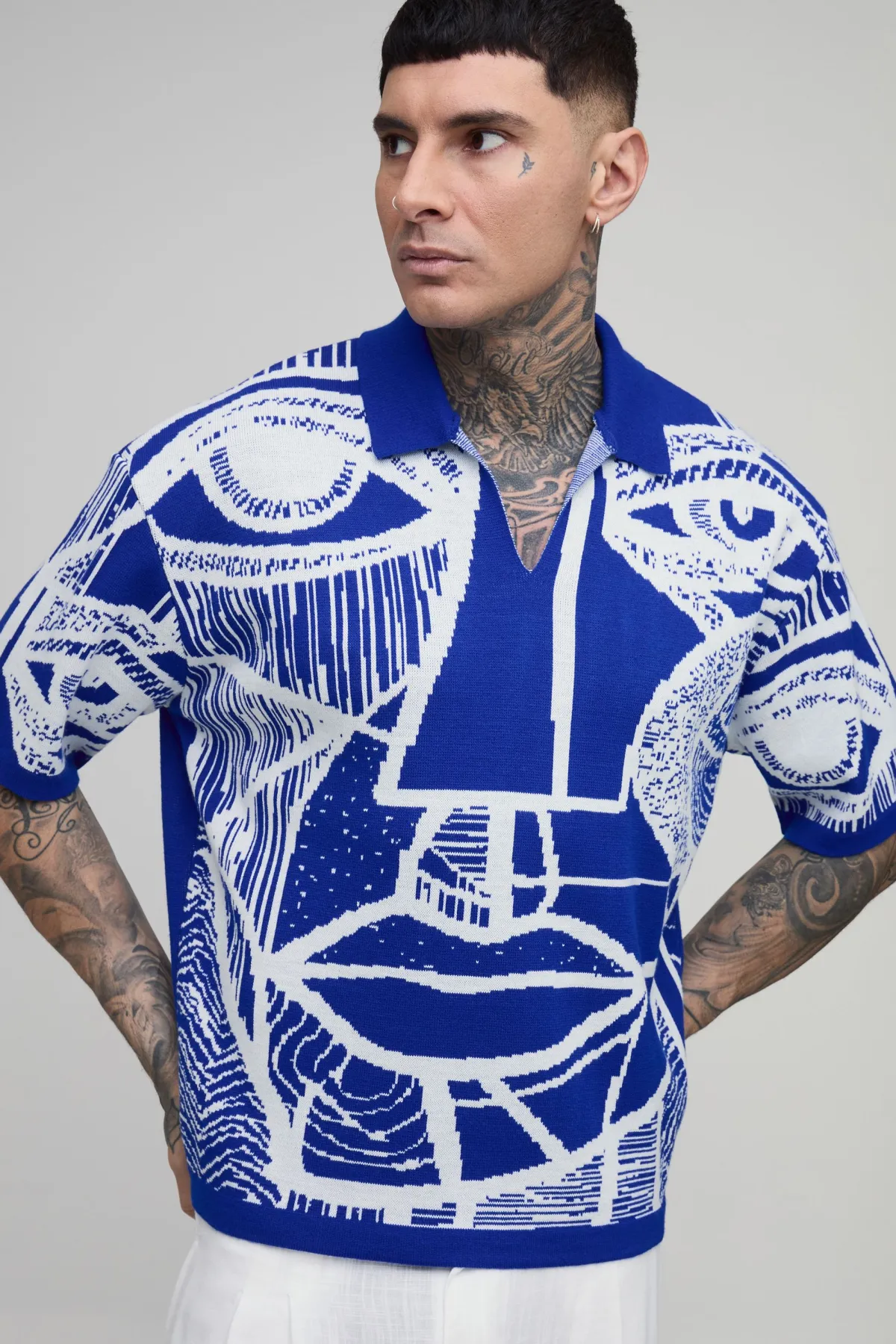 boohooMAN Polo Jacquard Tricoté Motif Visage Abstrait Coupe Ample Oversize Tall<Homme Tout Afficher|Maille