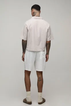 boohooMAN Polo Rayé Popeline Col V Boxy Oversize Tall<Homme Polos|Tout Afficher