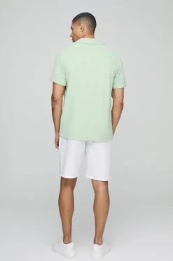 Polo Revere en tissu éponge avec détail de poche régulier