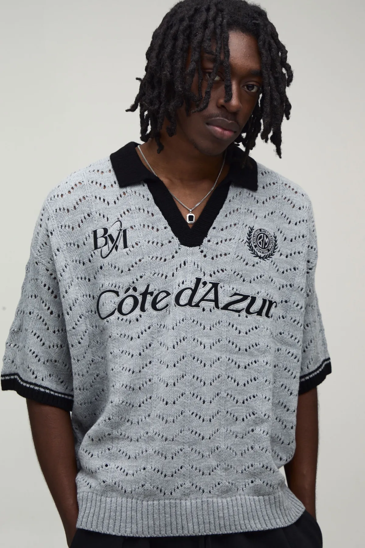 boohooMAN Polo Surdimensionné Boxy En Maille Pointelle Brodée<Homme Polos|Tout Afficher