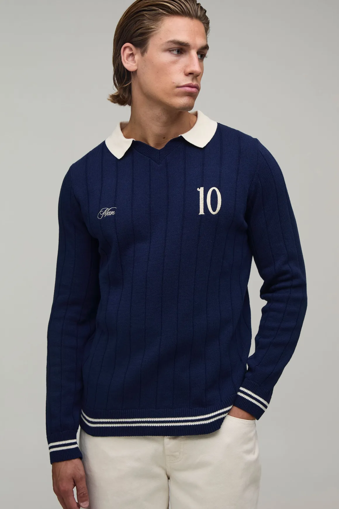 Polo Tricoté Côtelé À Col V Coupe Regular
