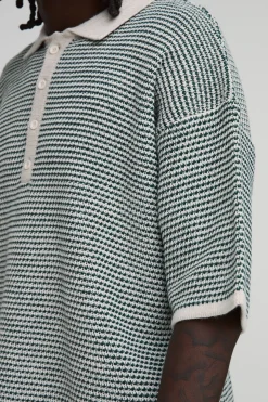 Polo Tricoté Décontracté À Rayures Texturées Avec Patte De Boutonnage Allongée