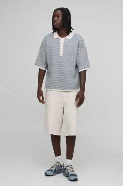 boohooMAN Polo Tricoté Décontracté À Rayures Texturées Avec Patte De Boutonnage Allongée<Homme Polos|Tout Afficher