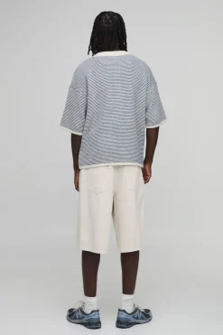 boohooMAN Polo Tricoté Décontracté À Rayures Texturées Avec Patte De Boutonnage Allongée<Homme Polos|Tout Afficher
