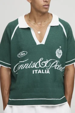 Polo tricoté raglan varsity, col en V et coupe boxy