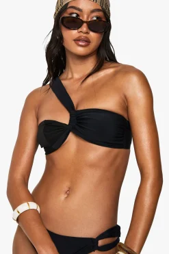 boohoo Premium Satin Asymmetric Halterneck Bandeau Bikini Top<Femme Tenues De Plage|Satin Et Dentelle