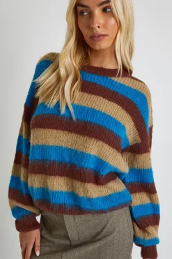 boohoo Pull à col rond surdimensionné en maille douce brossée<Femme Pulls Et Gilets|Toutes Les Mailles