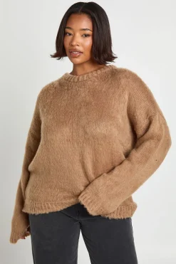 Pull à col rond surdimensionné Plus Fluffy