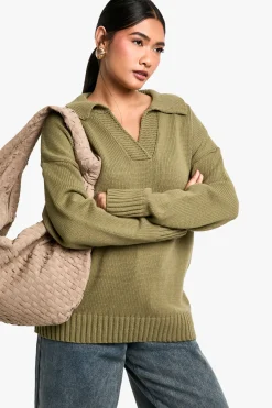 Pull à col tricoté avec détail