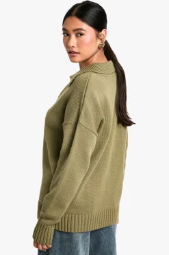 Pull à col tricoté avec détail