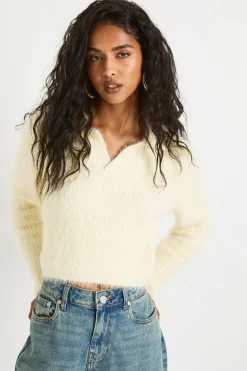 Pull court en maille avec détail de col effet cil