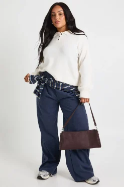 Pull à détails bouton Plus