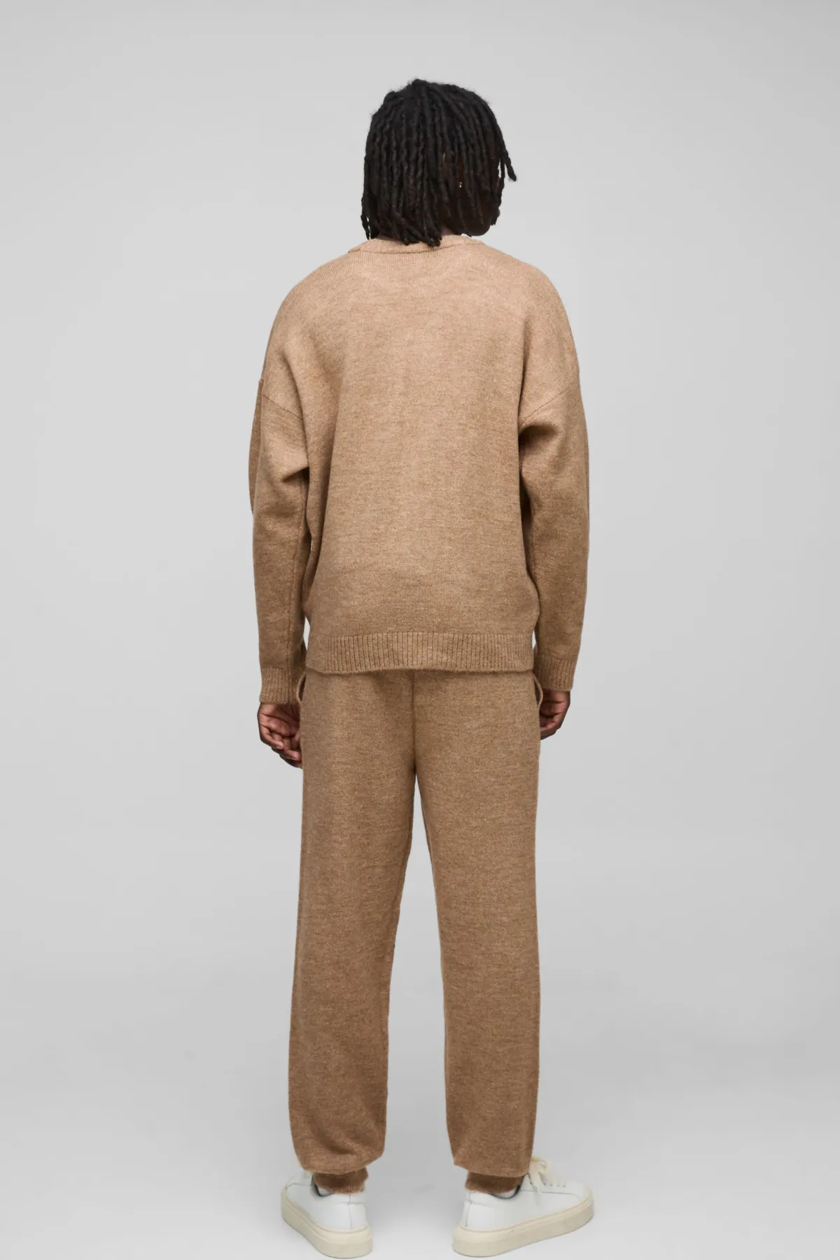 boohooMAN Pull en maille brossée surdimensionné à coupe carrée et col allongé<Homme Maille|Mailles