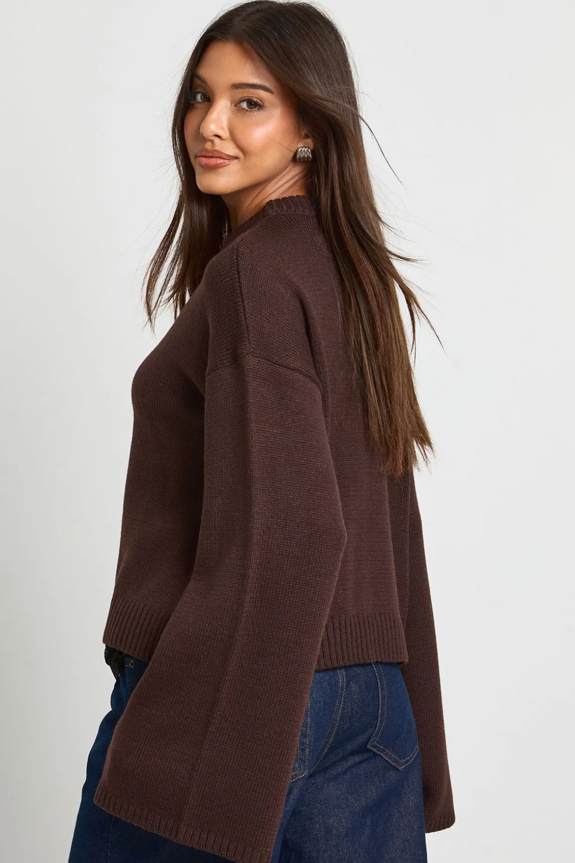 Pull en maille à col rond et manches évasées