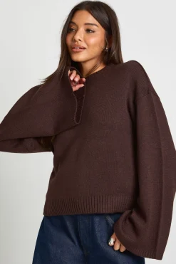 Pull en maille à col rond et manches évasées