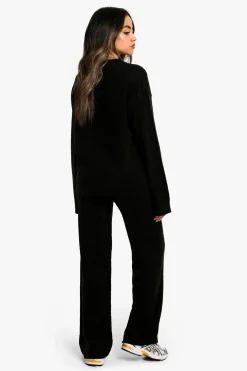 Pull en maille douce à col en V et ensemble coordonné en maille avec pantalon à jambes larges
