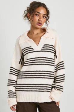 boohoo Pull en maille douce à rayures et col polo<Femme Pulls Et Gilets|Toutes Les Mailles