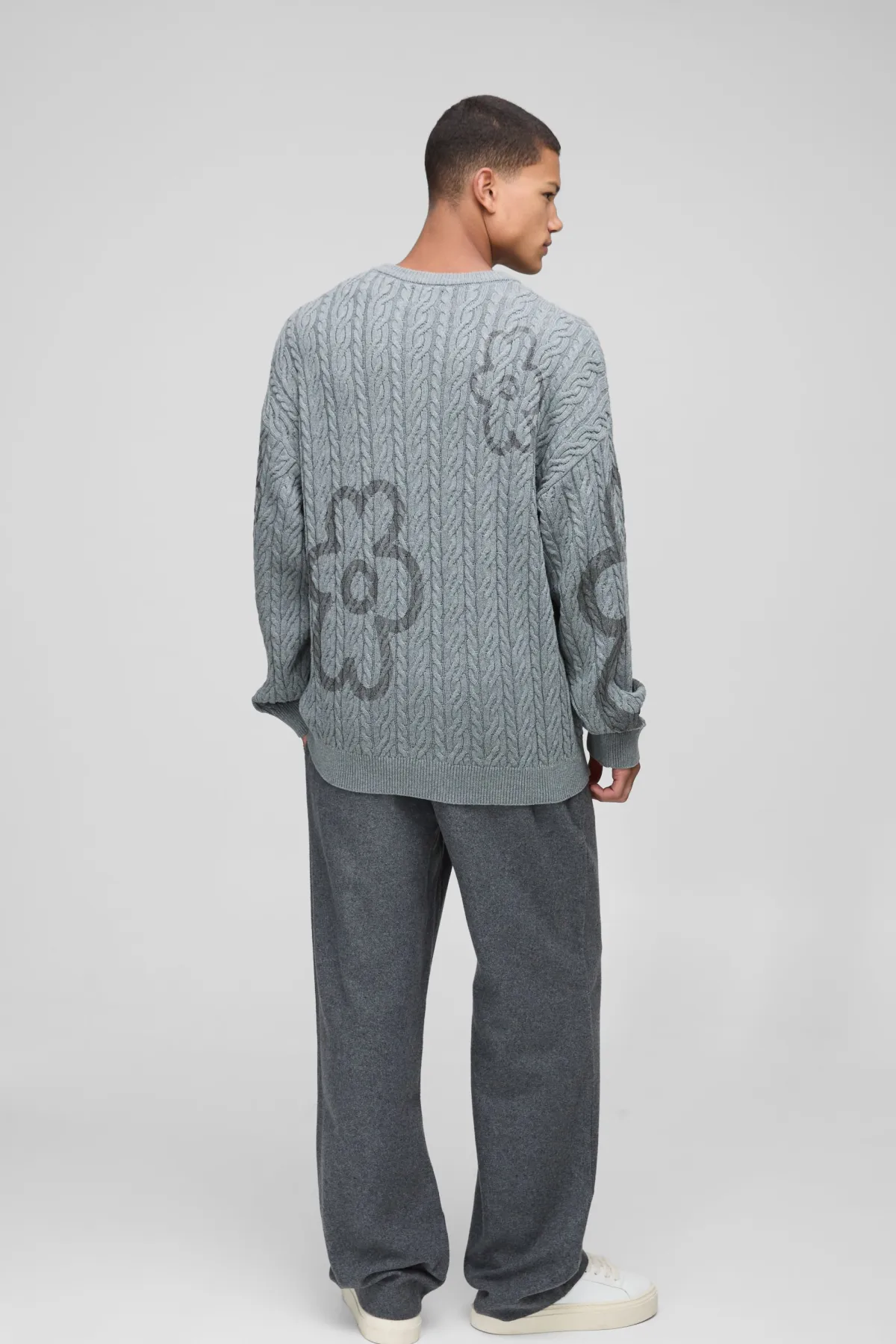 boohooMAN Pull en maille torsadée surdimensionné à motif floral et col rond<Homme Maille|Mailles