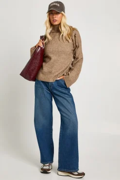 boohoo Pull en maille ultra-doux à col montant avec détails de manches à boutons<Femme Pulls Et Gilets|Toutes Les Mailles