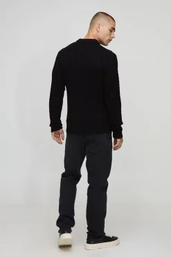 Pull Muscle Fit en tricot torsadé