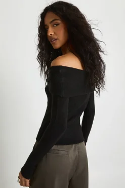 Pull-over Bardot à effet twist sur le devant