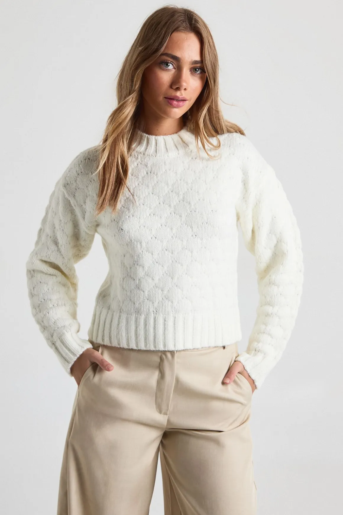 Pull-over boxy en maille texturée et épaisse à col rond