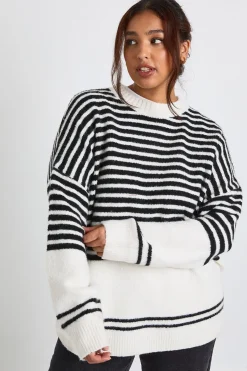 boohoo Pull oversize en maille douce Plus<Femme Pulls Oversize|Pulls Et Gilets