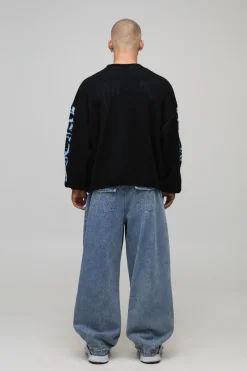 boohooMAN Pull-over tricoté brossé graphique surdimensionné et de coupe carrée OFCL Grills<Homme Maille|Mailles